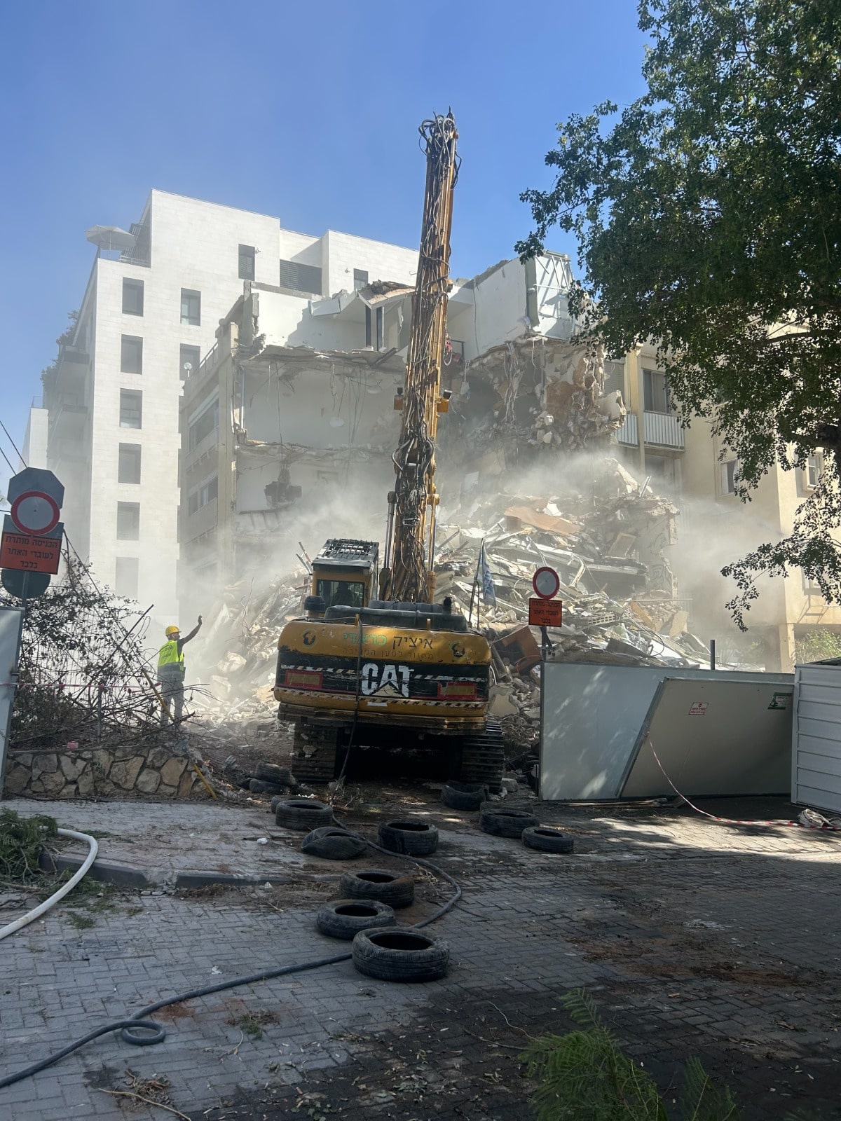 הריסה בפרויקט גדעון רמת השרון. קרדיט: רועי בר