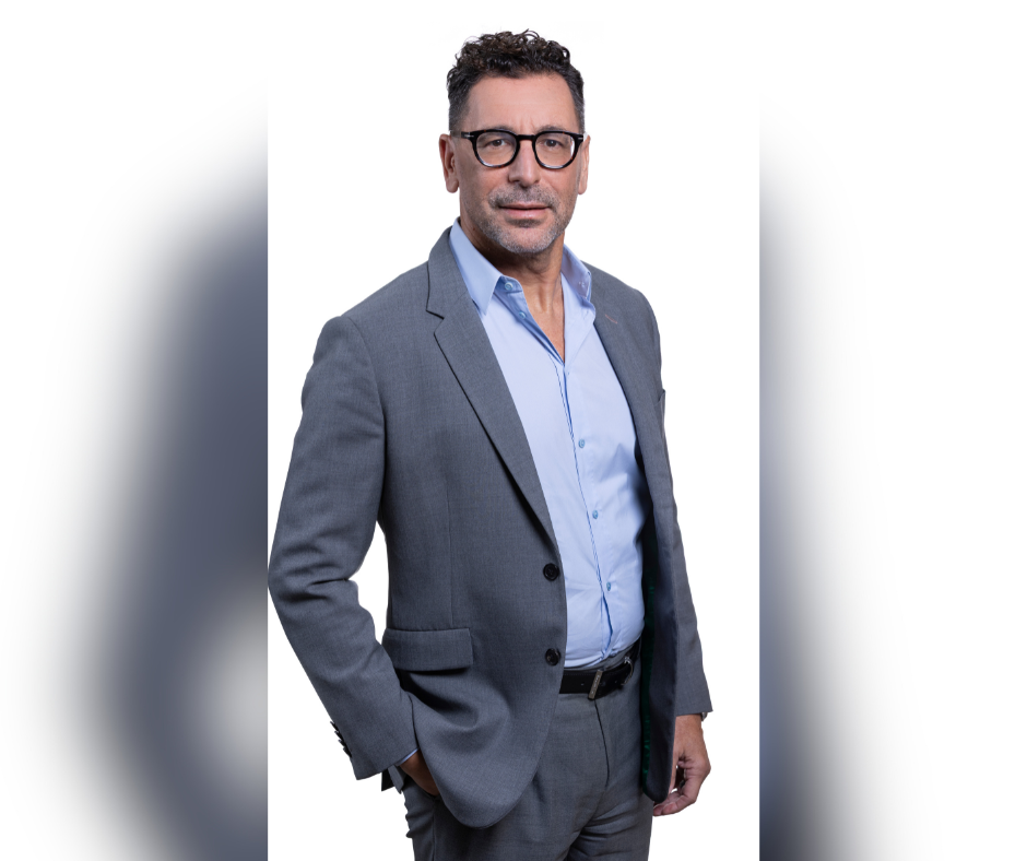 רז רוגובסקי; בתמונה - יריב בר דיין