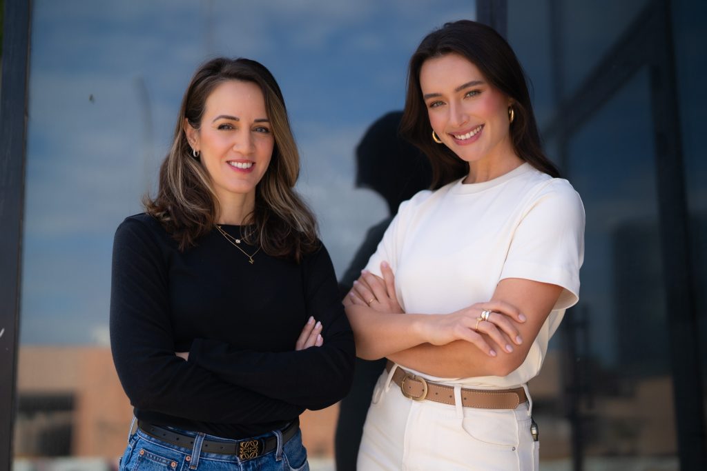 אור חורי; בתמונה - ניקולה וורד ומאיה מאיה דונרשטיין יתיר