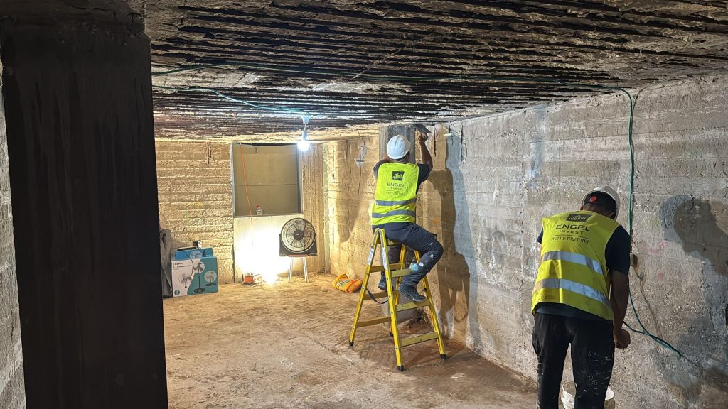 עבודות שיפוץ מקלטים ברמת גן מטעם אנגל אינווסט. צילום: יח''צ