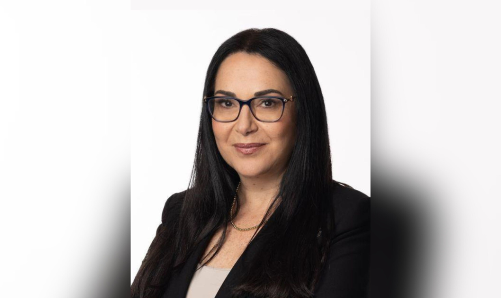 לילך רז; בתמונה - מיכל גור, מנכ''לית פרץ בוני הנגב